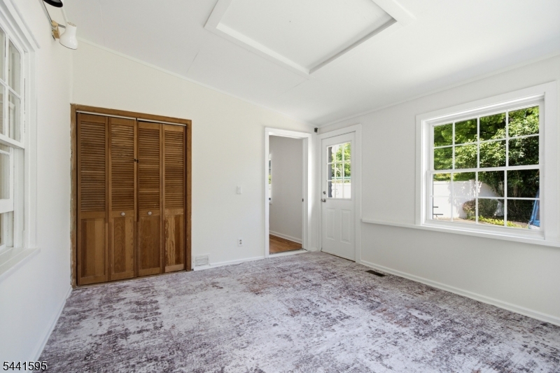 52 Hamilton Street Madison, NJ 07940 - Photo 10 of 34