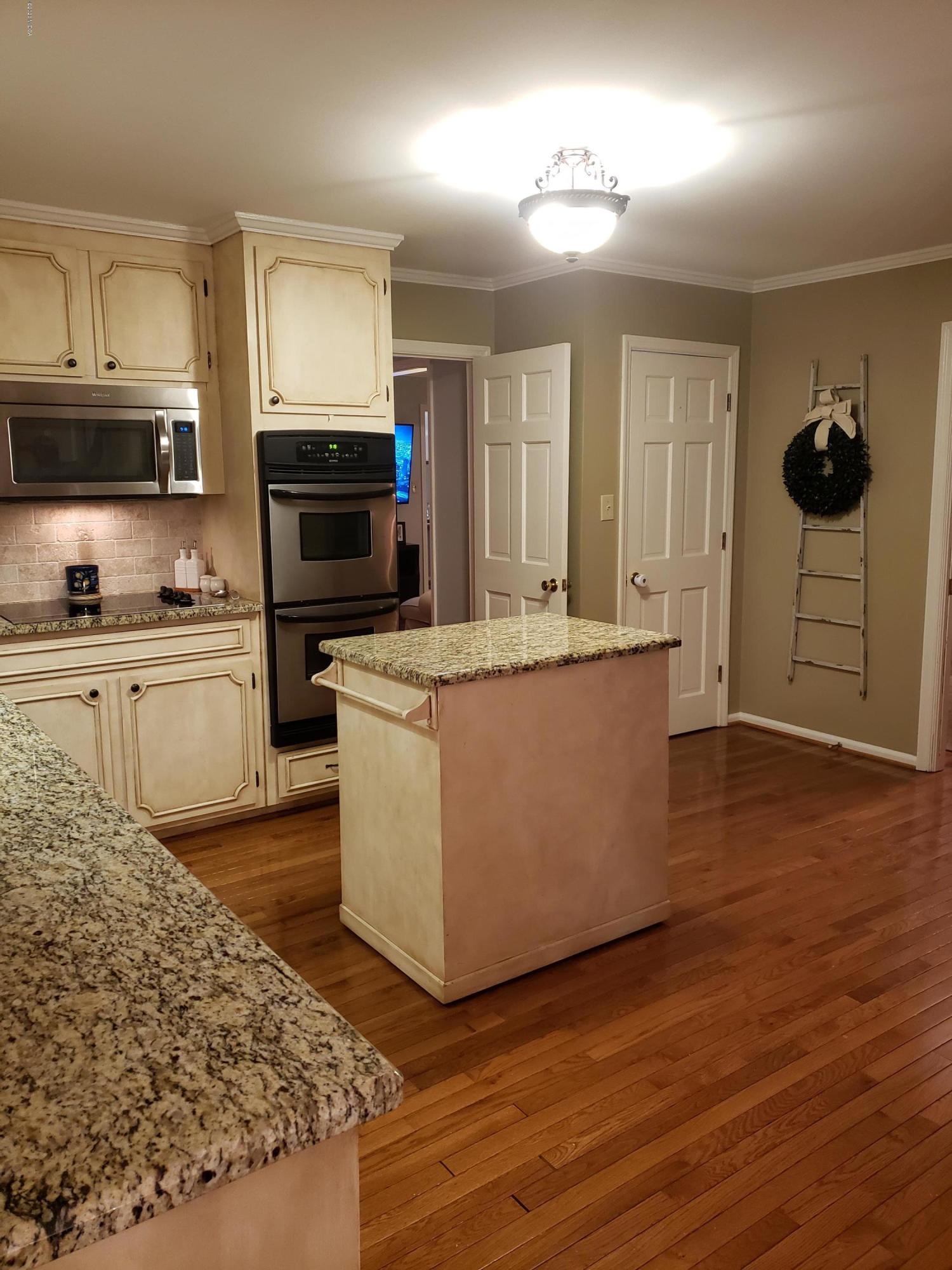 773 Kings Mountain Road Macon, GA 31210 - Photo 4 of 15 Kitchen