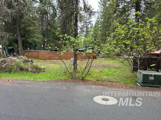 1702 Pine Circle McCall, ID 83638 - Photo 4 of 7