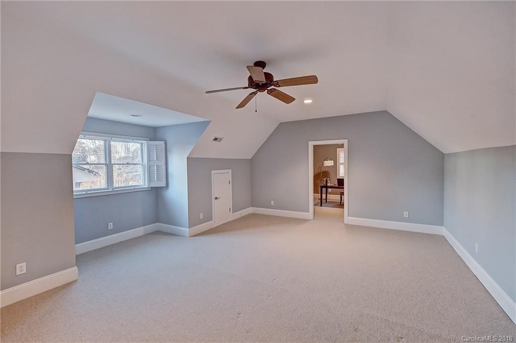 19701 Bustle Road Cornelius, NC 28031 - Photo 18 of 35 Gallery Image 18