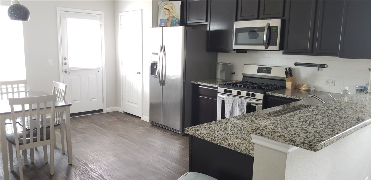 140 Feather Grass Avenue Leander, TX 78641 - Photo 3 of 22