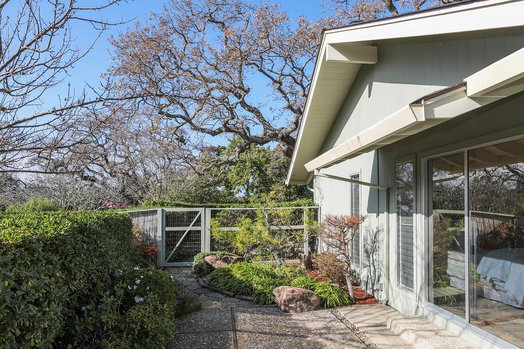 862 Lathrop Drive Stanford, CA 94305 - Photo 21 of 36