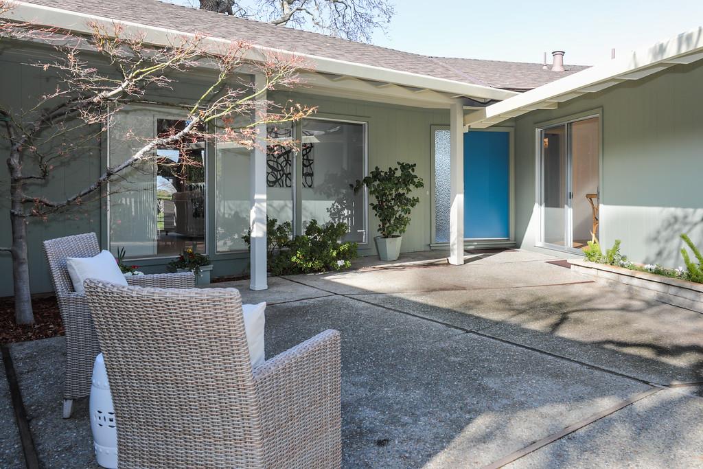 862 Lathrop Drive Stanford, CA 94305 - Photo 3 of 36