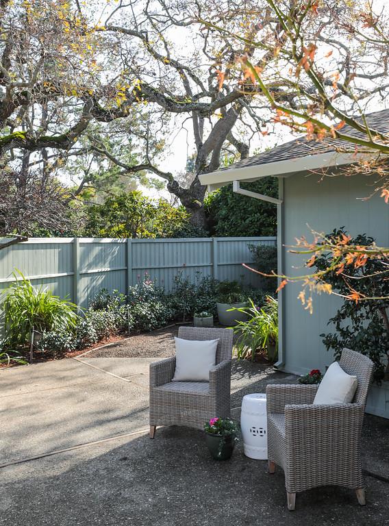 862 Lathrop Drive Stanford, CA 94305 - Photo 4 of 36