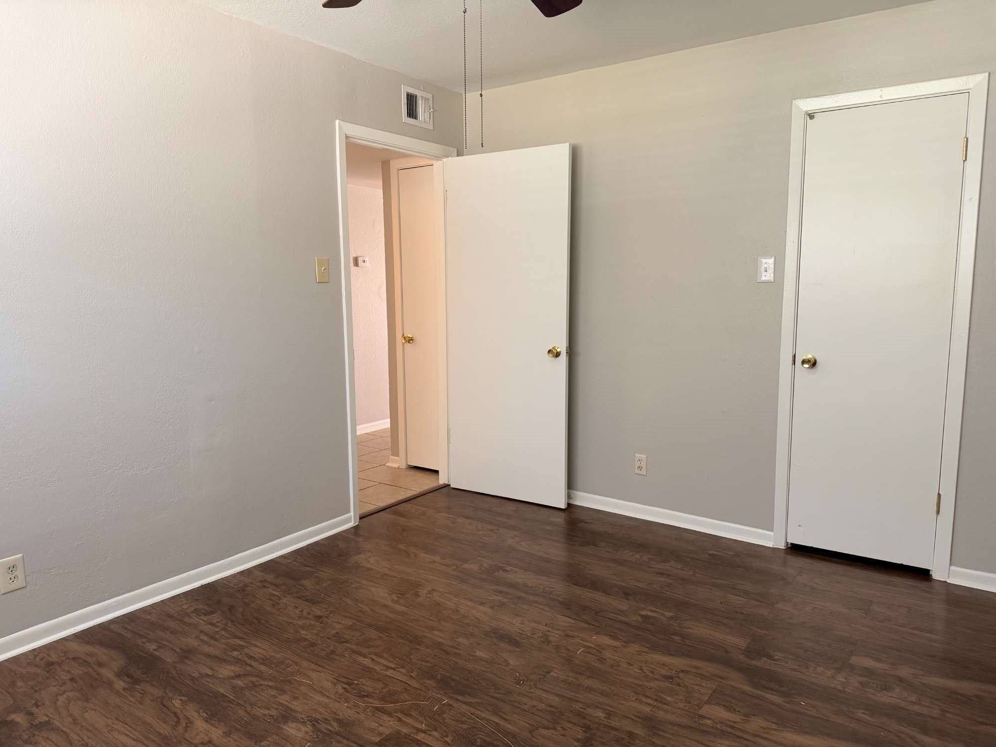 2102 5th Avenue North, Unit 12 Texas City, TX 77590 - Photo 11 of 14 Bedroom 2