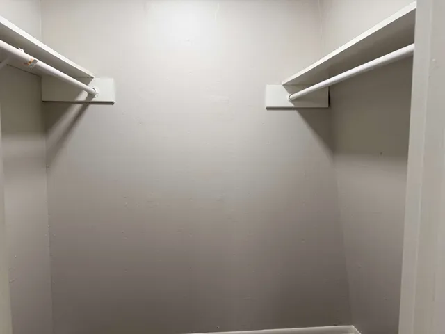 $995 | 2102 5th Avenue North, Unit 12, Texas City, TX 77590