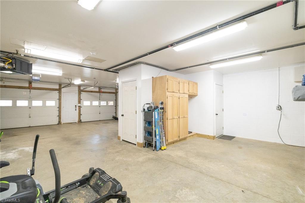 2220 Bethany Road Madison, NC 27025 - Photo 27 of 48