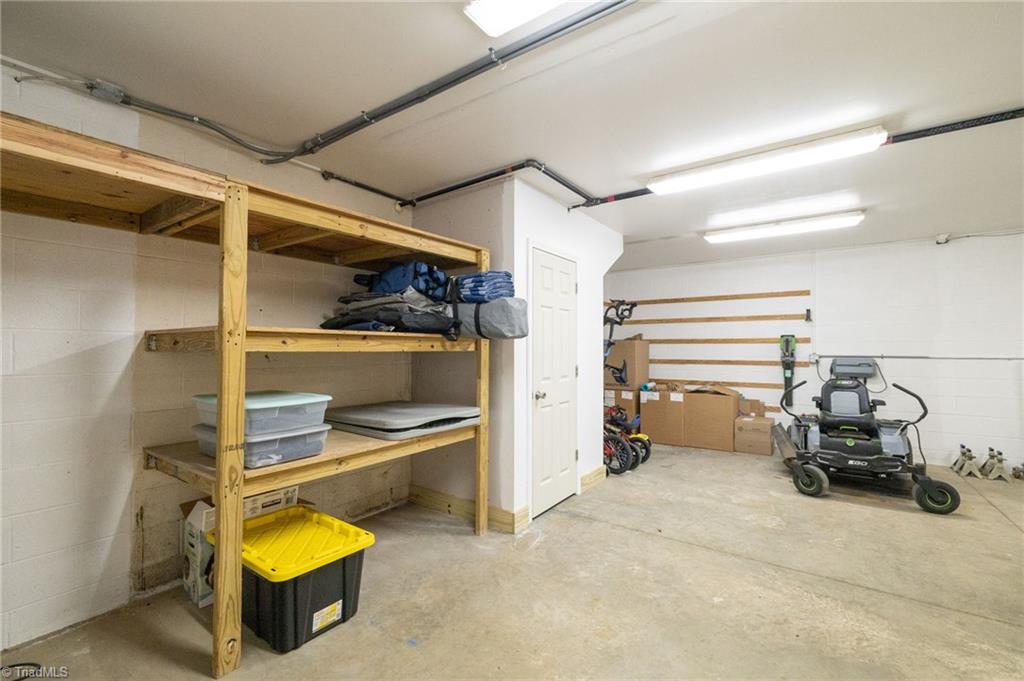 2220 Bethany Road Madison, NC 27025 - Photo 28 of 48