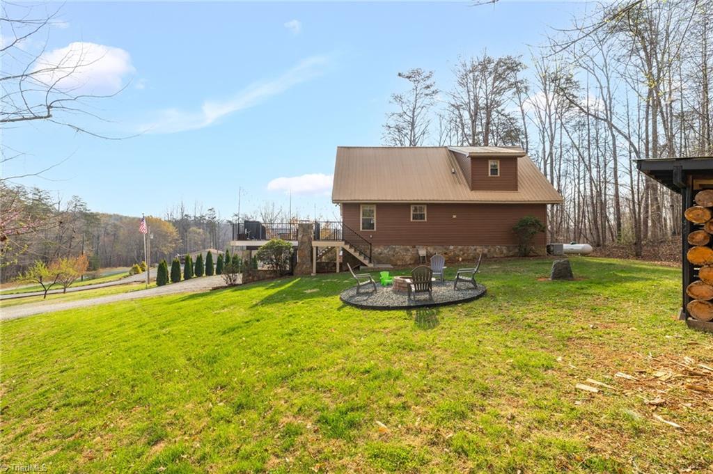 2220 Bethany Road Madison, NC 27025 - Photo 34 of 48