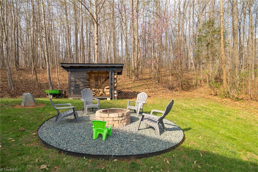 2220 Bethany Road Madison, NC 27025 - Photo 36 of 48