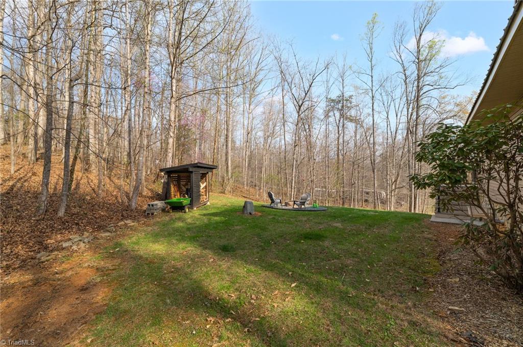 2220 Bethany Road Madison, NC 27025 - Photo 37 of 48