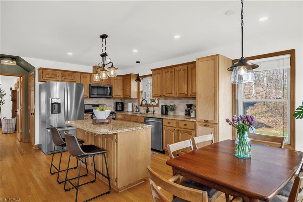 2220 Bethany Road Madison, NC 27025 - Photo 10 of 48