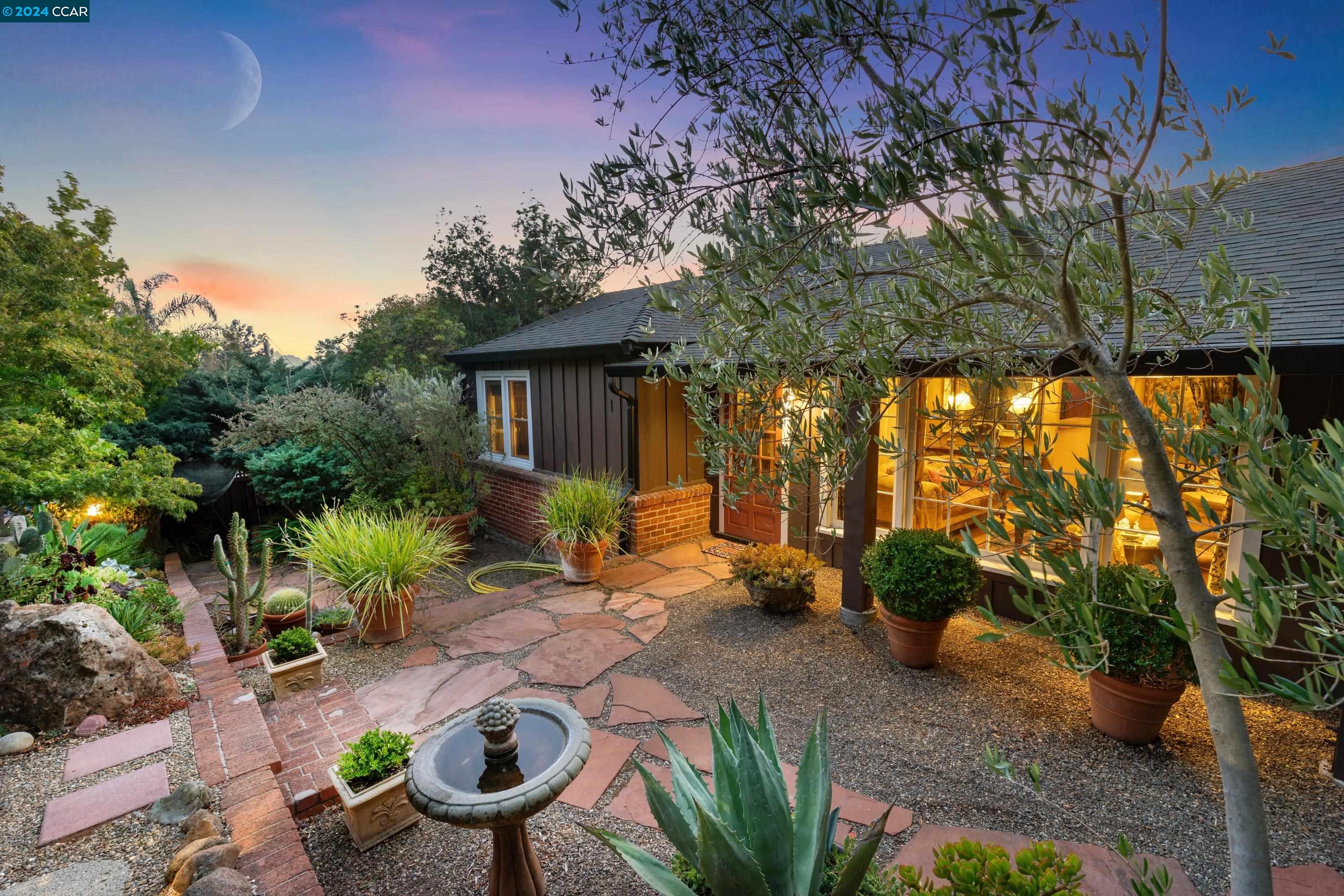 1 Fieldbrook Place Oakland, CA 94619 - Photo 1 of 1 a view of a backyard with plants and patio