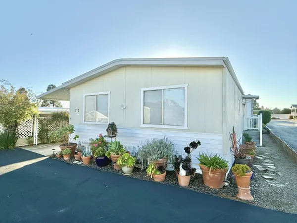 $275,000 | 515 Jelecote Drive, Morro Bay, CA 93442