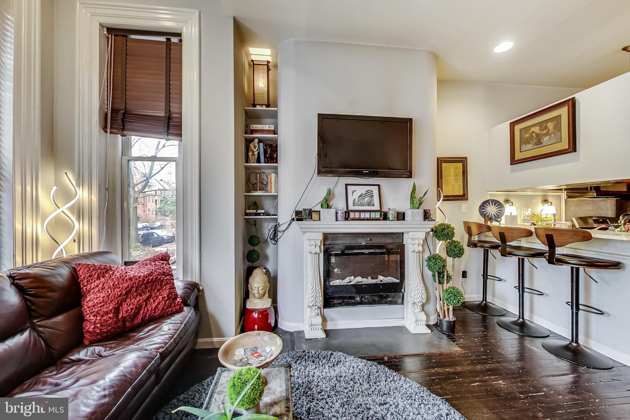 1338 Vermont Avenue Northwest, Unit 3 Washington, DC 20005 - Photo 8 of 25 Living Room
