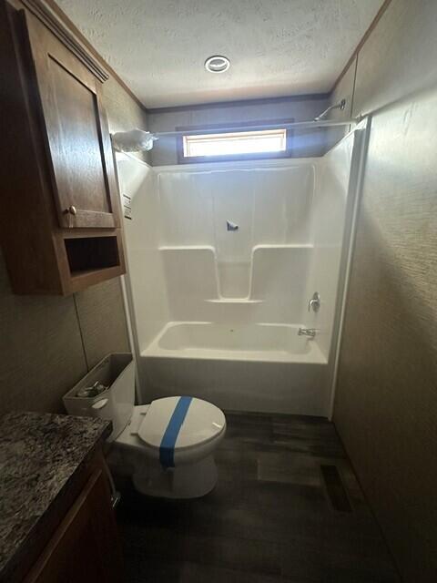 499 Augusta Road, Unit 23 Winslow, ME 04901 - Photo 25 of 26 Main bath