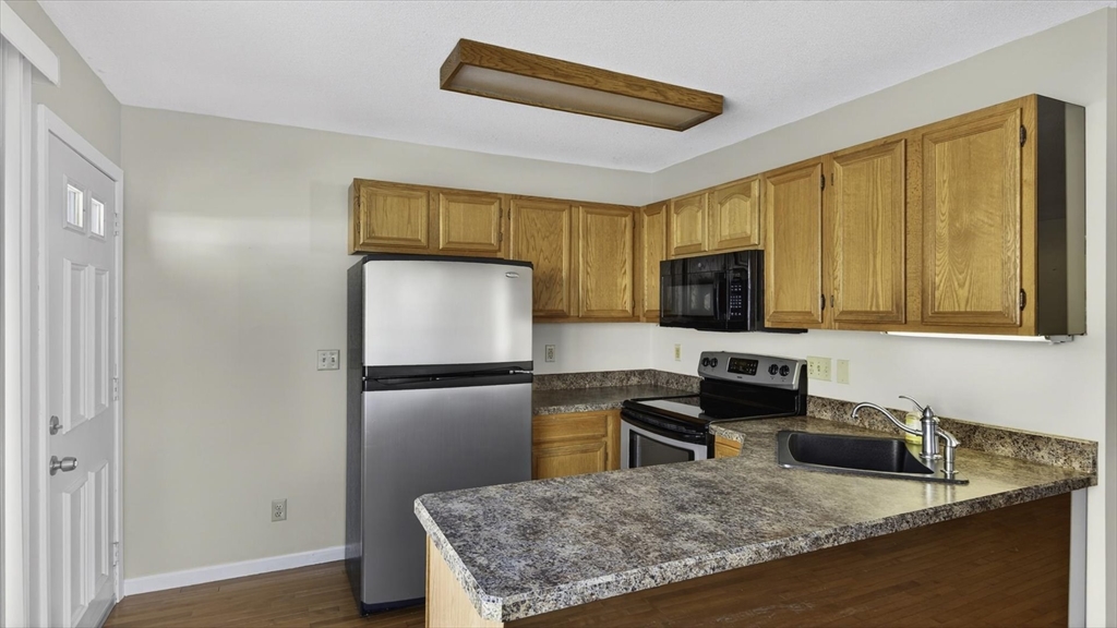 104 Johnson Road, Unit 707 Chicopee, MA 01022 - Photo 3 of 20