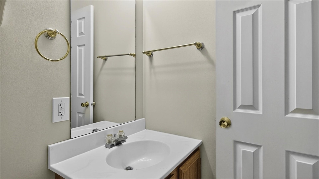 104 Johnson Road, Unit 707 Chicopee, MA 01022 - Photo 10 of 20