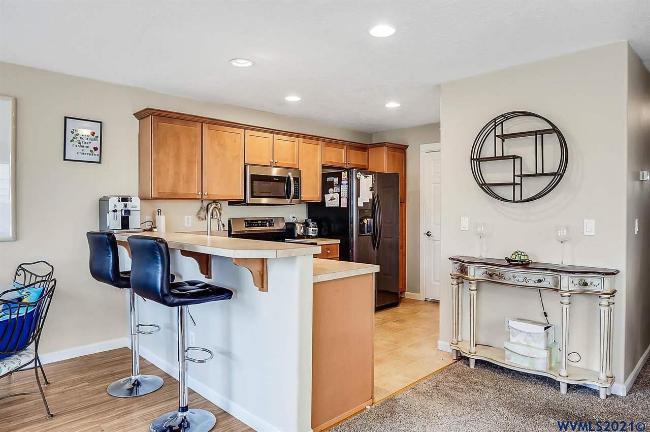 4141 Geranium Loop Northeast Salem, OR 97305 - Photo 13 of 36