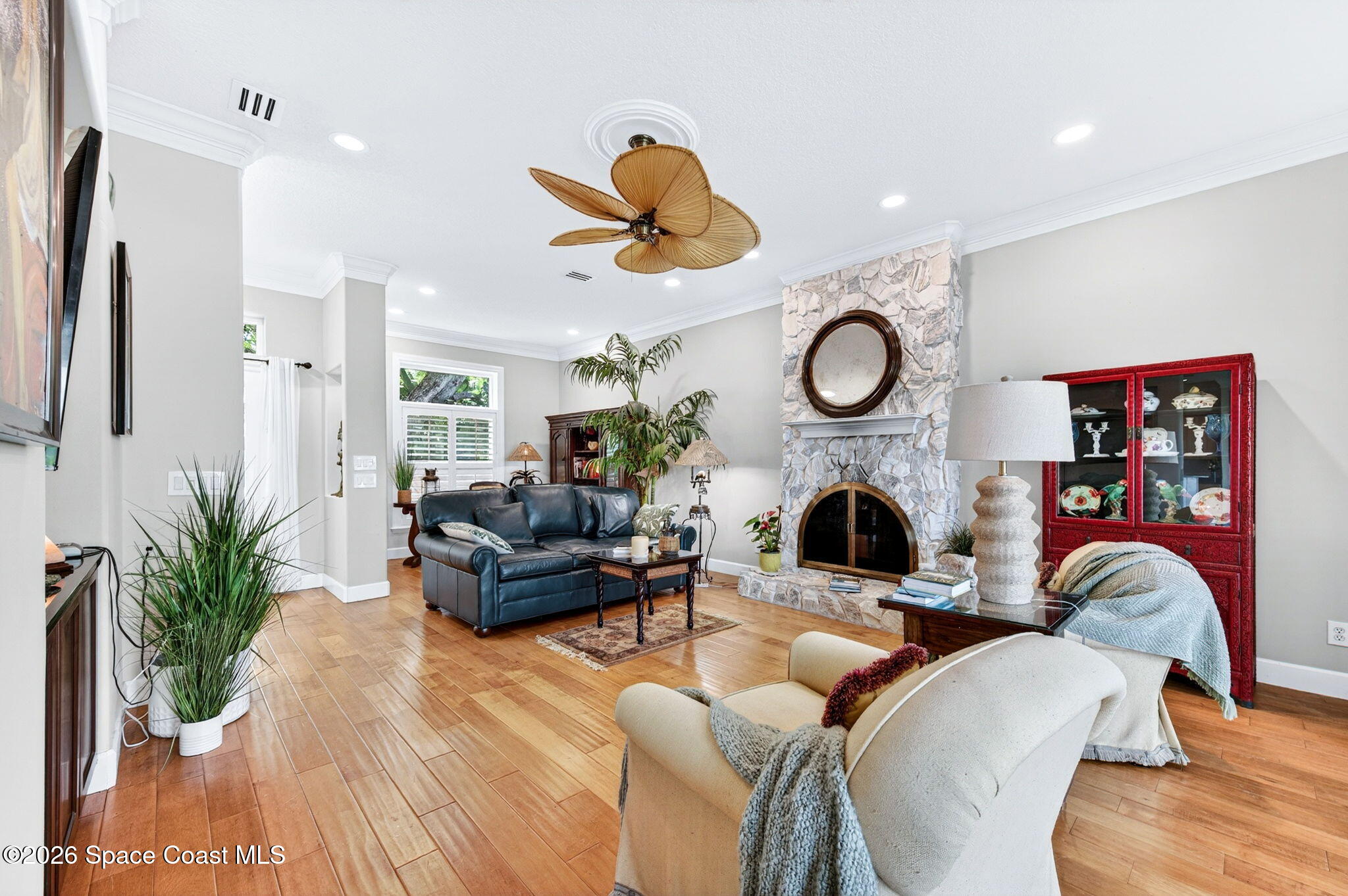 5930 Riverside Drive Melbourne Beach, FL 32951 - Photo 11 of 65 Living Room