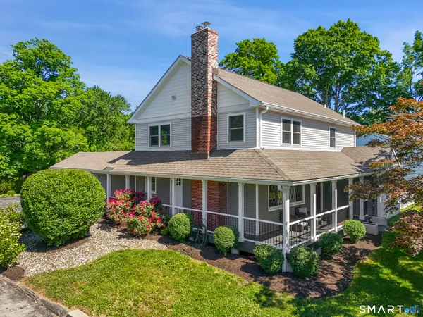 $899,000 | 516 Stillwater Road, Stamford, CT 06902