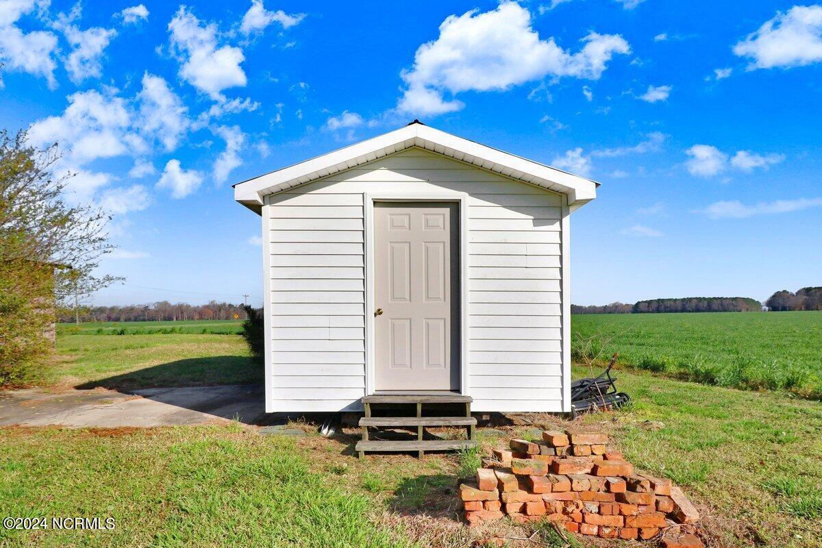 502 Bennetts Bridge Road Mount Olive, NC 28365 - Photo 7 of 27 502 Bennetts Bridge Rd-8