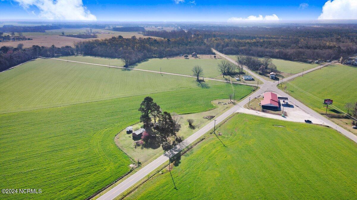 502 Bennetts Bridge Road Mount Olive, NC 28365 - Photo 10 of 27 502 Bennetts Bridge Rd-12