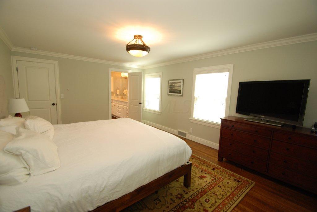 2244 Abington Road Columbus, OH 43221 - Photo 25 of 38
