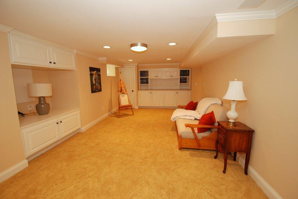 2244 Abington Road Columbus, OH 43221 - Photo 32 of 38