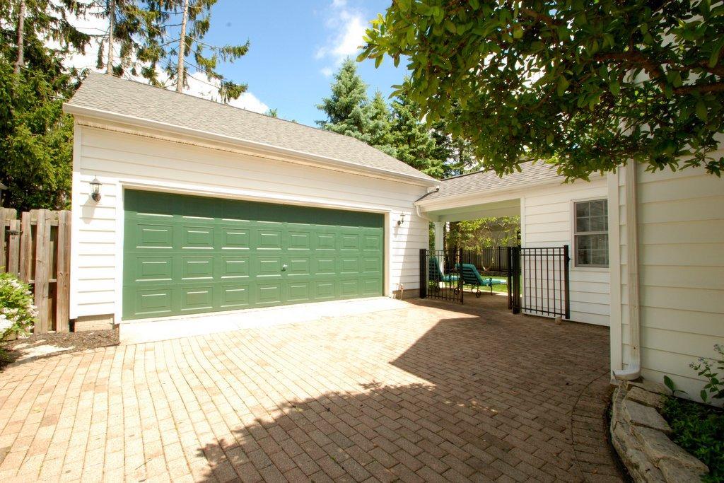 2244 Abington Road Columbus, OH 43221 - Photo 35 of 38