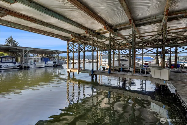 $349,000 | 3911 Lake Washington Boulevard Southeast, Unit B10, Bellevue, WA 98006