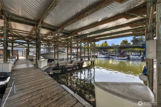 $349,000 | 3911 Lake Washington Boulevard Southeast, Unit B10, Bellevue, WA 98006