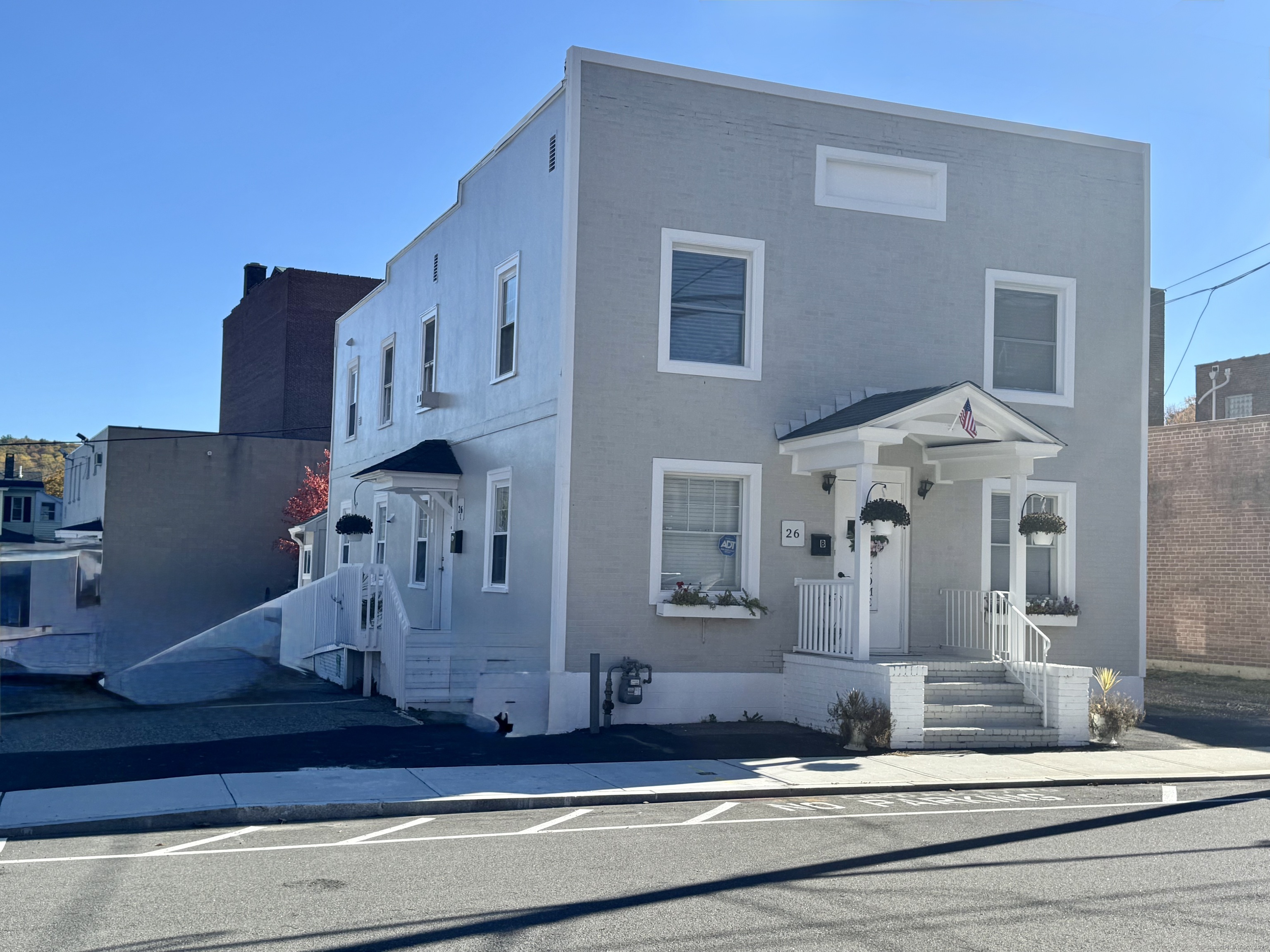 a view of building with entryway