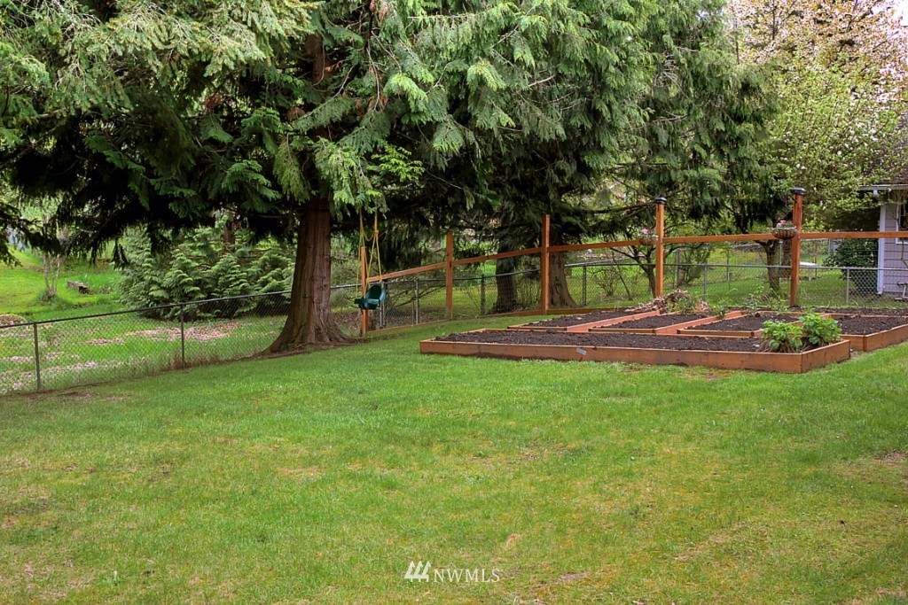 16700 132nd Place Southeast Renton, WA 98058 - Photo 17 of 18 Gallery Image 17