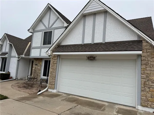 $430,000 | 5115 Pelican Point, Lee's Summit, MO 64082