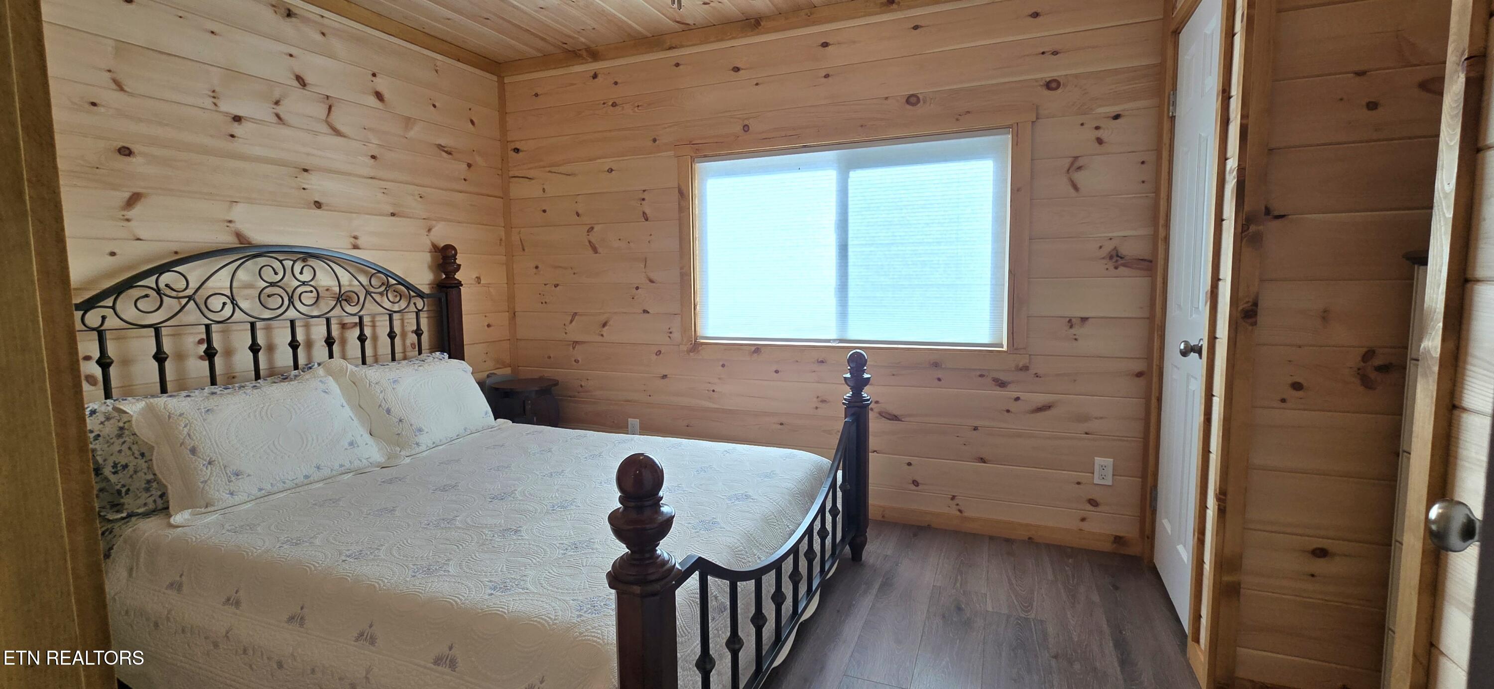 910 Barnett Bridge Road Lancing, TN 37770 - Photo 14 of 20 20251117_122652