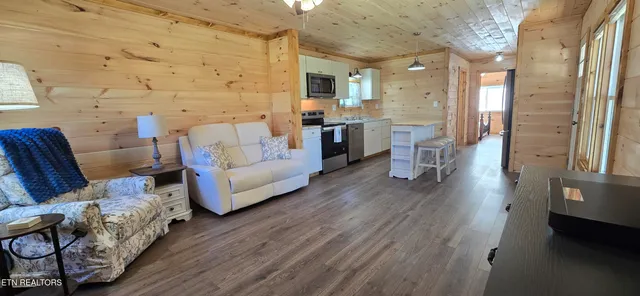 $150,000 | 910 Barnett Bridge Road, Lancing, TN 37770