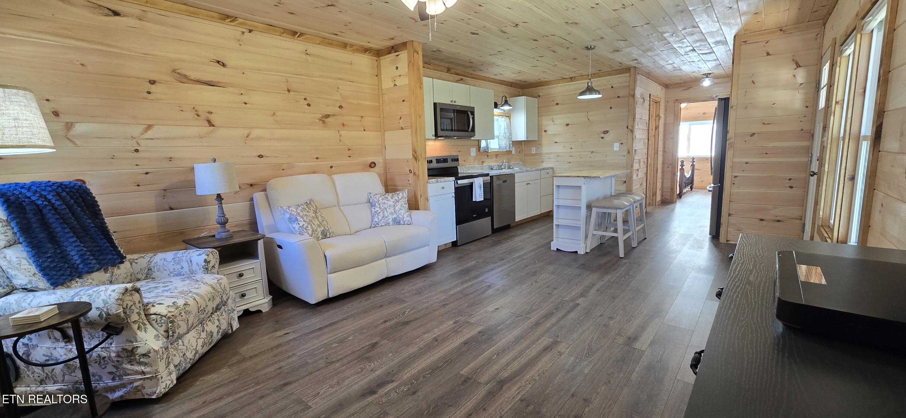 910 Barnett Bridge Road Lancing, TN 37770 - Photo 3 of 20 20251117_122221