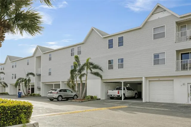 $515,000 | 3607 East Bay Drive, Unit 211, Holmes Beach, FL 34217