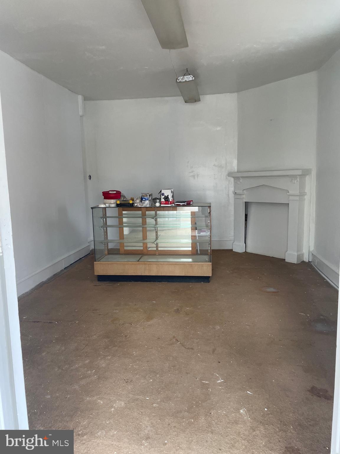 7106 Rising Sun Avenue Philadelphia, PA 19111 - Photo 3 of 14