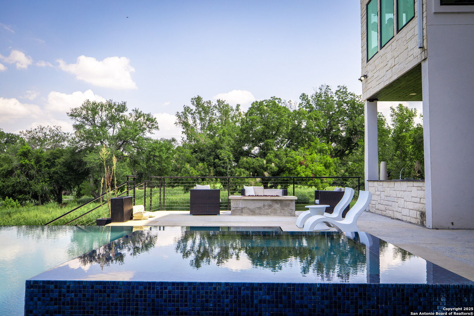 140 Rio Azul Seguin, TX 78155 - Photo 28 of 34 a view of a chairs and table in patio