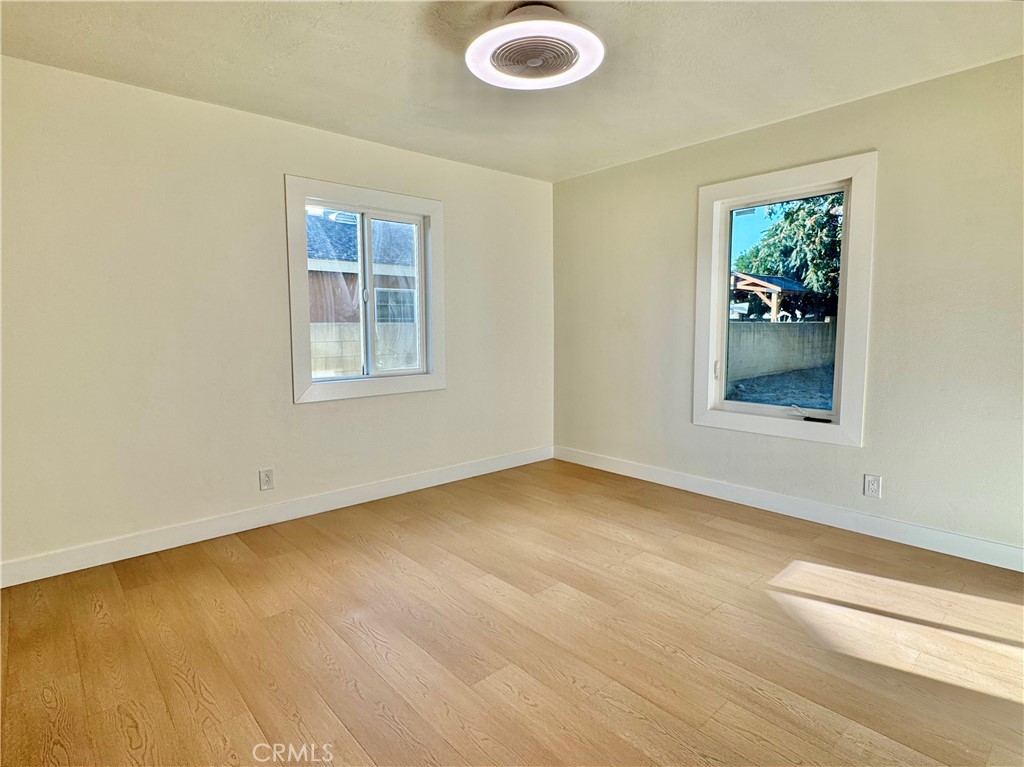3944 East 9th Street Pomona, CA 91766 - Photo 7 of 22 an empty room with a window