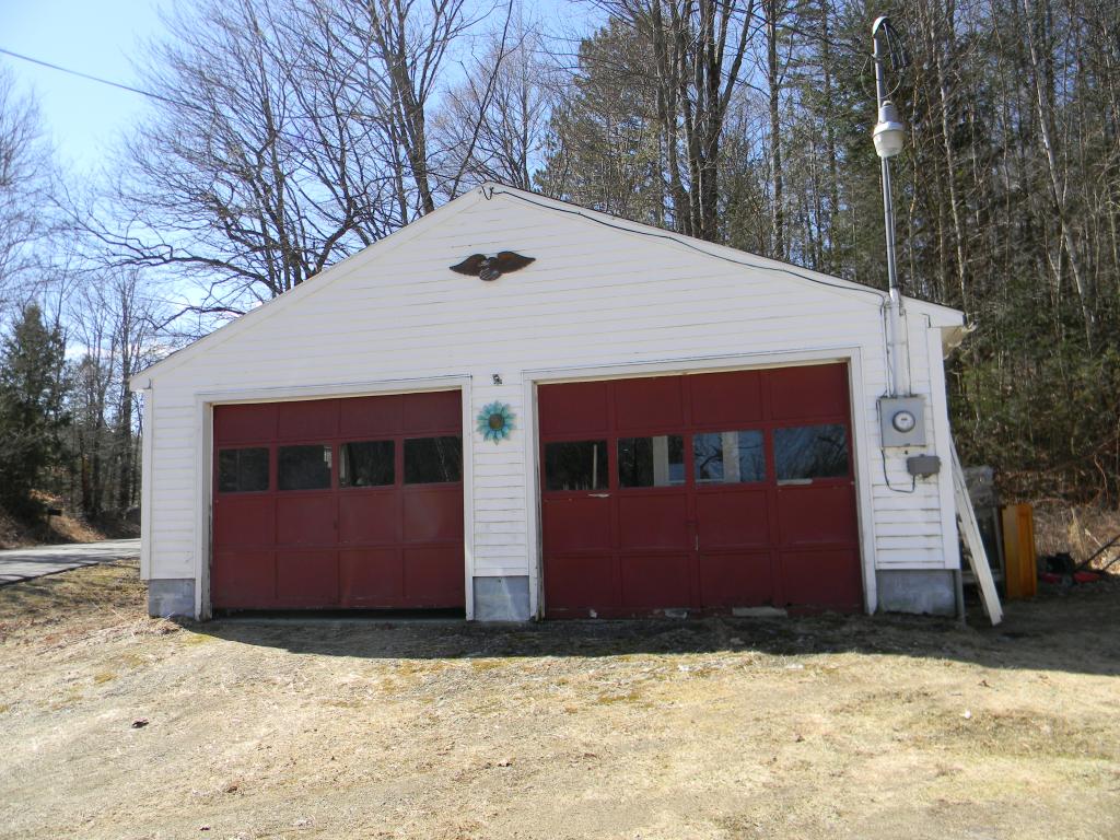 746 Percy Road Stark, NH 03582 - Photo 5 of 36