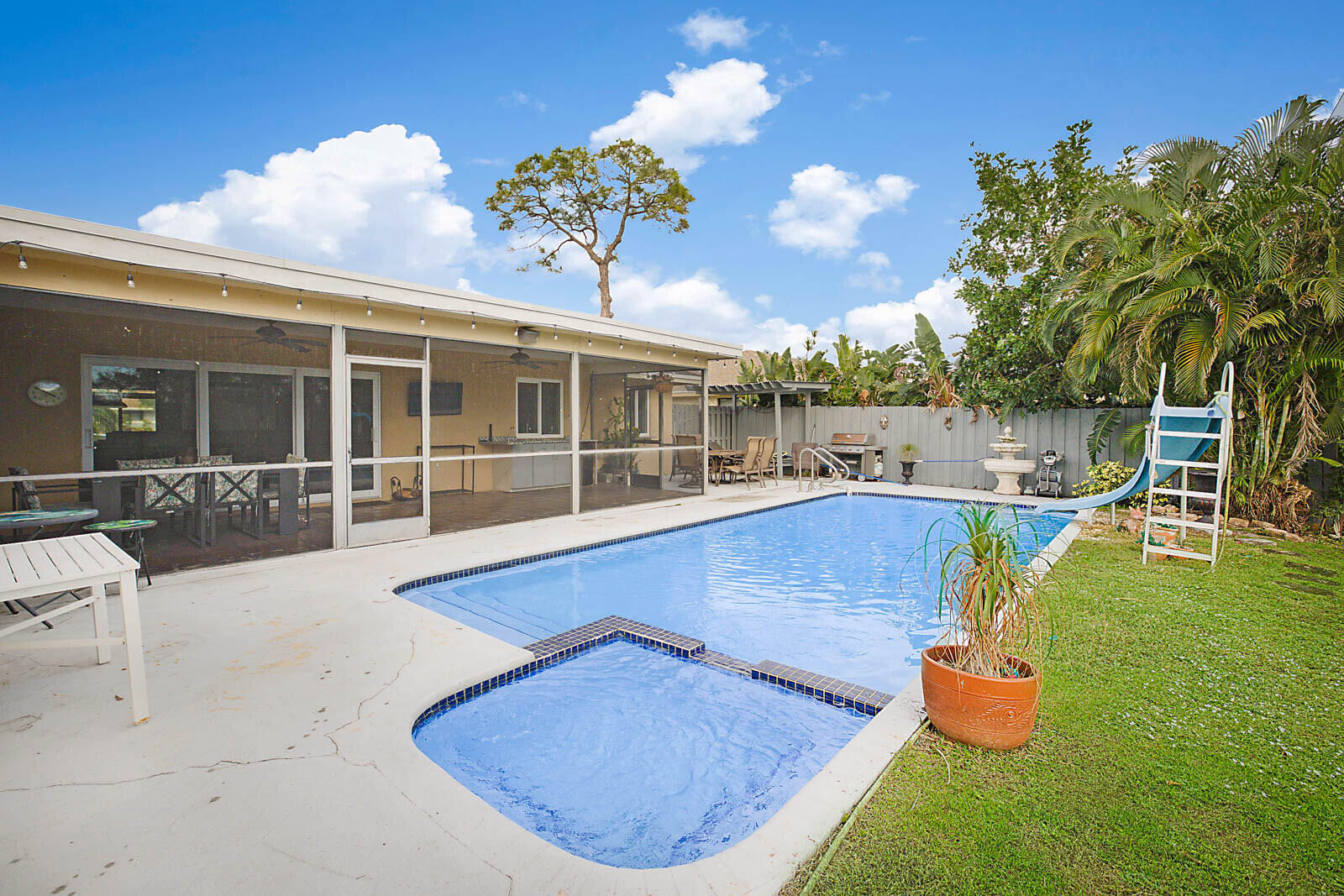 4422 Brandywine Drive Boca Raton, FL 33487 - Photo 17 of 21 38_4422_Brandywine_Drive38_mls