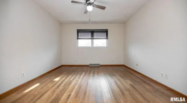 $1,900 | 2303 West Pintura Court, Peoria, IL 61614