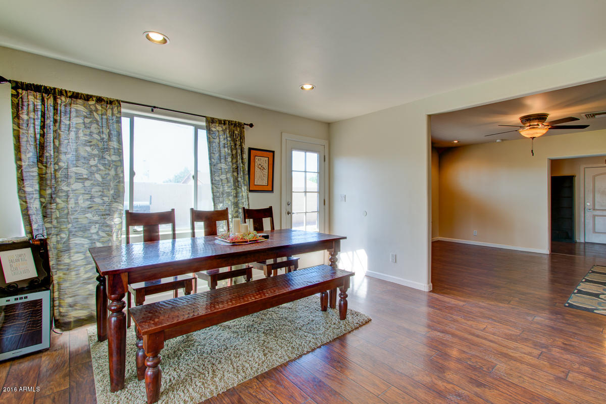 3001 West Wethersfield Road Phoenix, AZ 85029 - Photo 4 of 32 dining