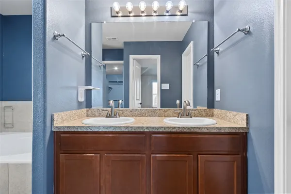 $1,950 | 5746 Manning Crk Trail, Katy, TX 77449