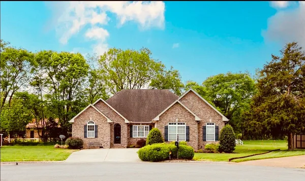 $605,000 | 123 Tioga Court, Murfreesboro, TN 37129