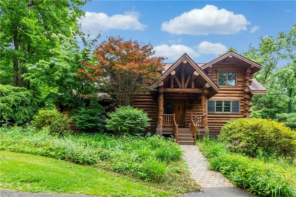 123 Russell Road Fenelton, PA 16034 - Photo 1 of 25 Gallery Image 1