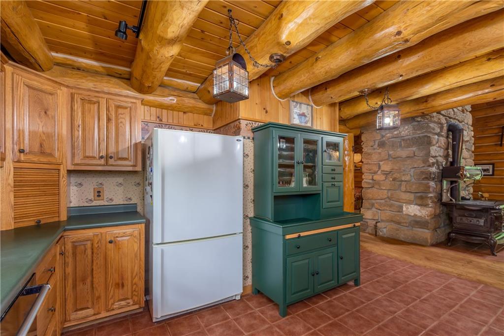 123 Russell Road Fenelton, PA 16034 - Photo 8 of 25 Gallery Image 8
